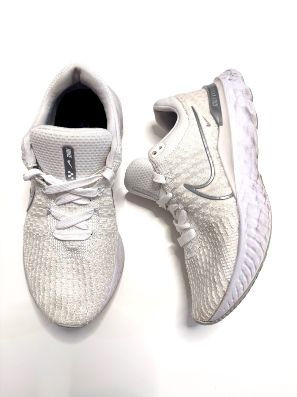 Nike White React Infinity Knit Running Shoes with Silver Detailing, size 9